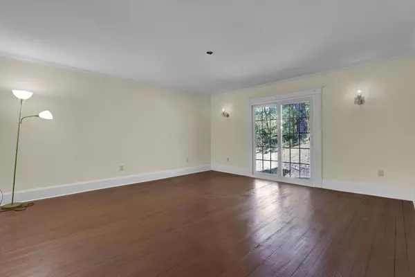 343 Glyn Tawel Drive, Granville, OH 43023