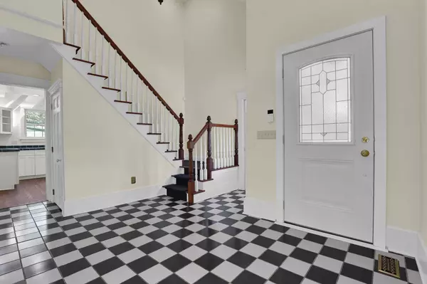 343 Glyn Tawel Drive, Granville, OH 43023