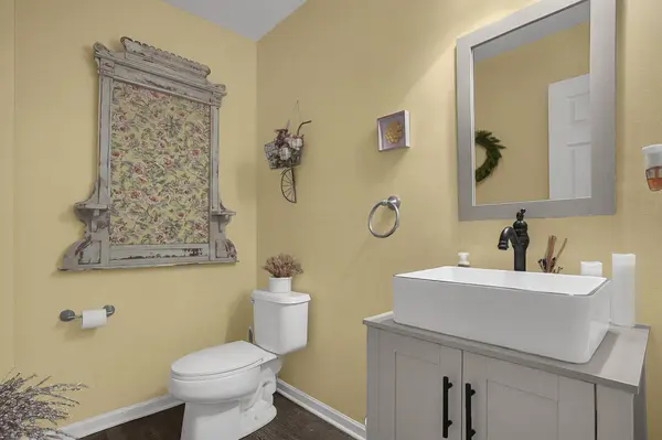 2510 Keny Park Court, Newark, OH 43055