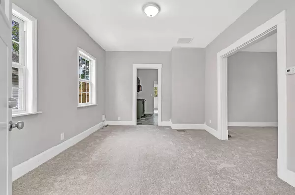 95 Maholm Street, Newark, OH 43055