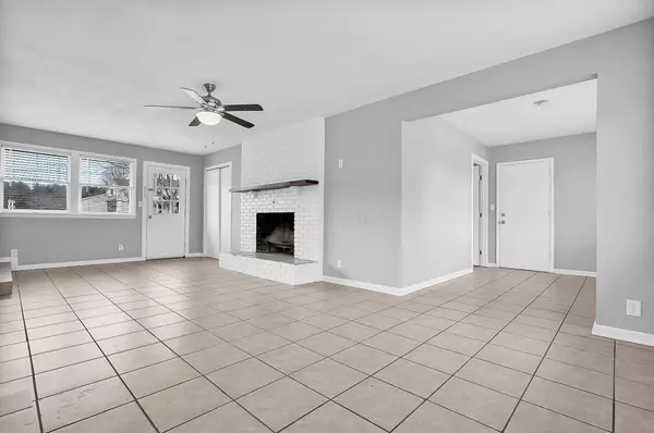 1284 Deeds Road, Granville, OH 43023