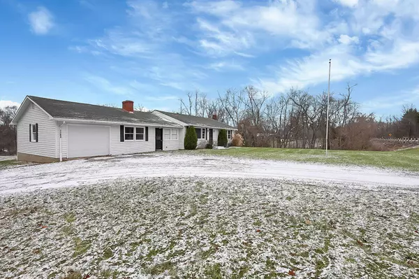 1284 Deeds Road, Granville, OH 43023