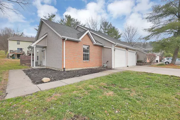 1251 Pineview Trail #A, Newark, OH 43055