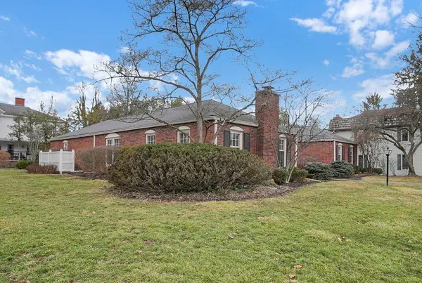 129 S Mulberry Street, Granville, OH 43023