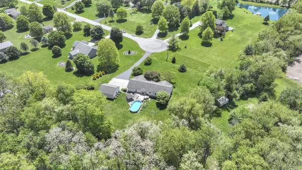 164 Canyon Villa Drive, Hebron, OH 43025