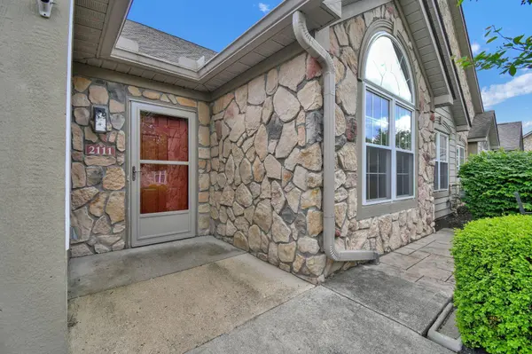 2111 Taylor Lane, Newark, OH 43055