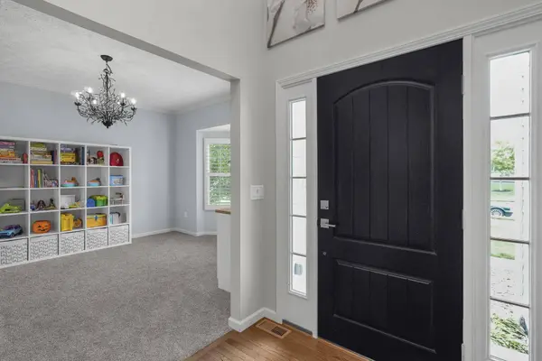 273 Auburn Drive, Newark, OH 43055