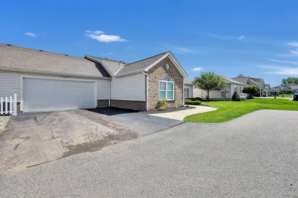 205 Cumberland Meadows Circle, Hebron, OH 43025
