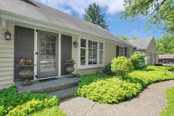 111 Highgate Road, Granville, OH 43023