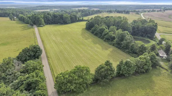 6229 Chatham Road, Granville, OH 43023