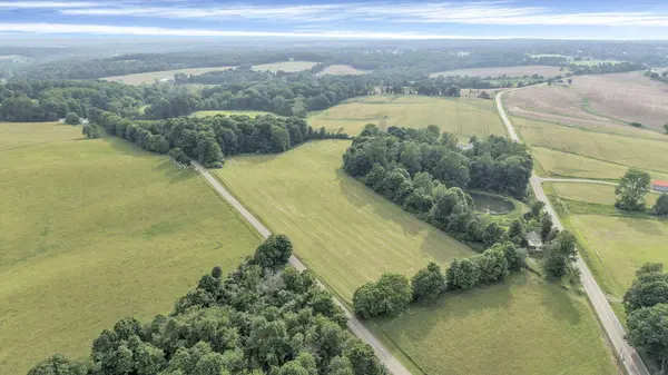 6131 Chatham Road, Granville, OH 43023