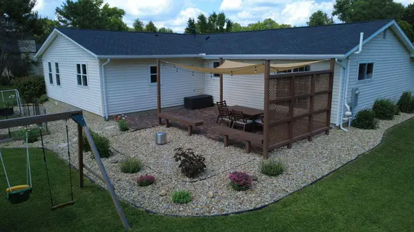 562 Knoll Drive, Granville, OH 43023