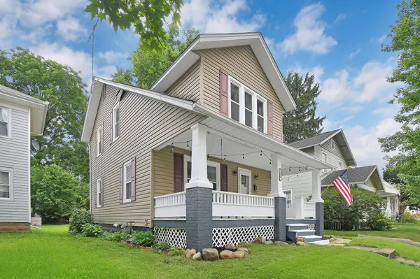 138 Neal Avenue, Newark, OH 43055