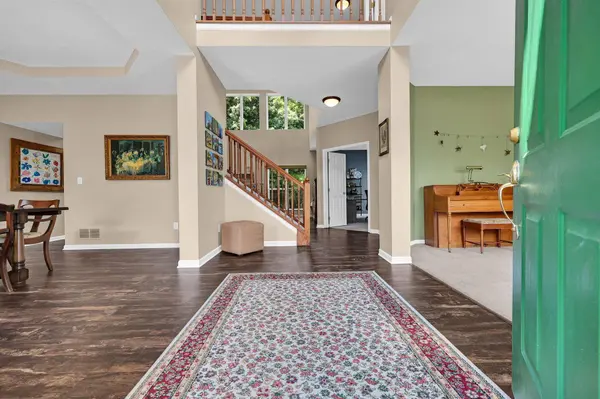 2602 Crestview Woods Drive, Newark, OH 43055