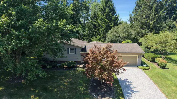 634 Knoll Drive, Granville, OH 43023