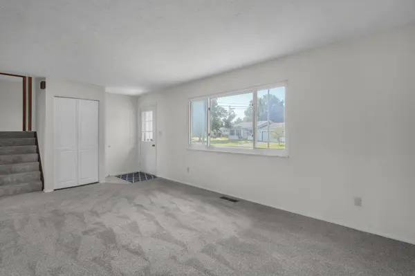 5178 Rutledge Drive, Columbus, OH 43232