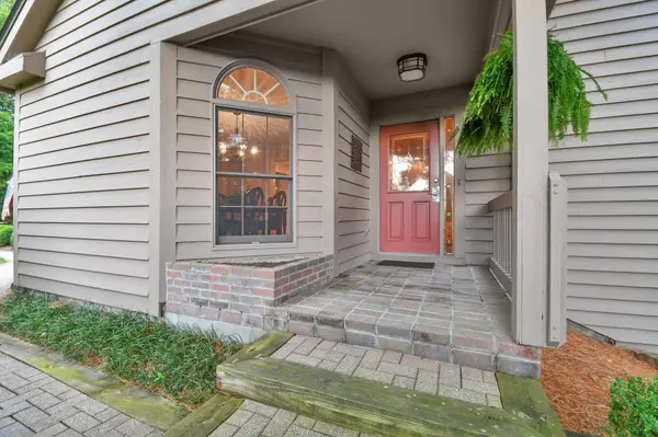 73 Donald Ross Drive, Granville, OH 43023