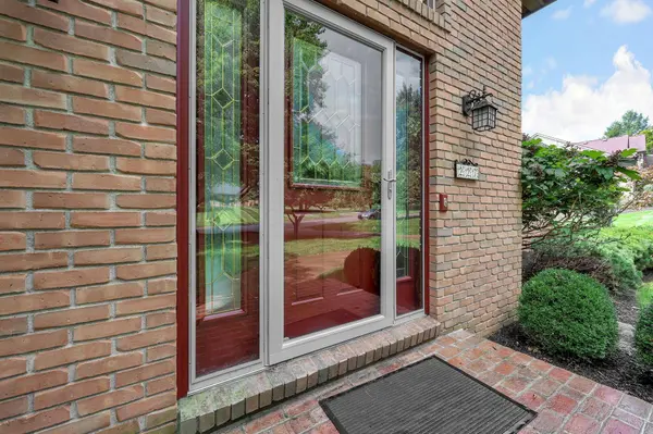 227 Bryn Du Drive, Granville, OH 43023
