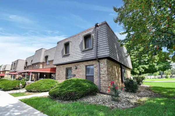 625 Country Club Drive #D4, Newark, OH 43055
