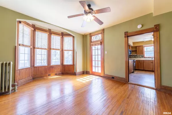 828 SPRUCE ST, Quincy, IL 62301