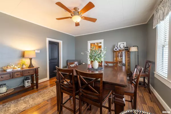 1427 SPRUCE ST, Quincy, IL 62301