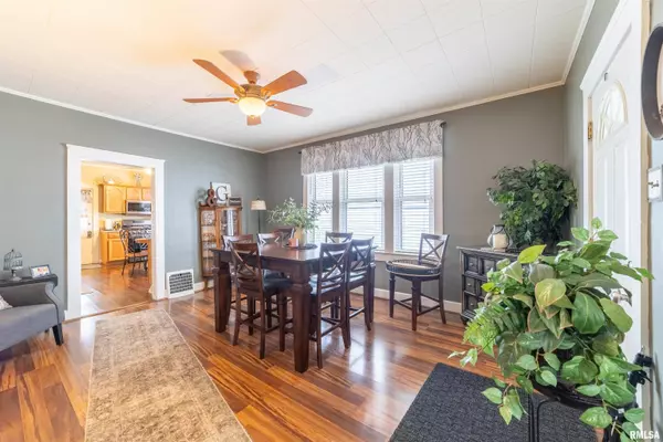 1427 SPRUCE ST, Quincy, IL 62301