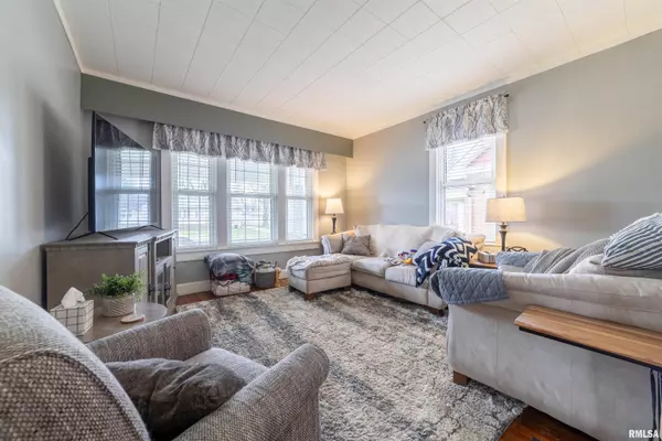 1427 SPRUCE ST, Quincy, IL 62301