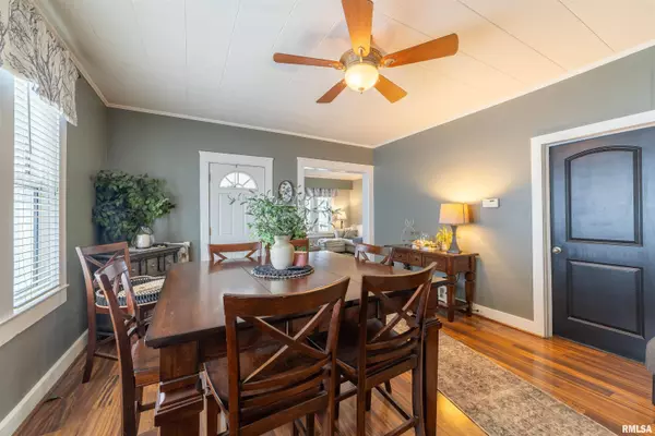 1427 SPRUCE ST, Quincy, IL 62301