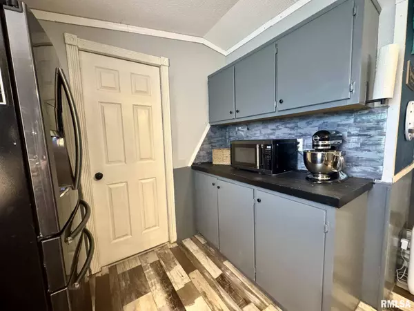 5128 W Paradise LN, Quincy, IL 62305