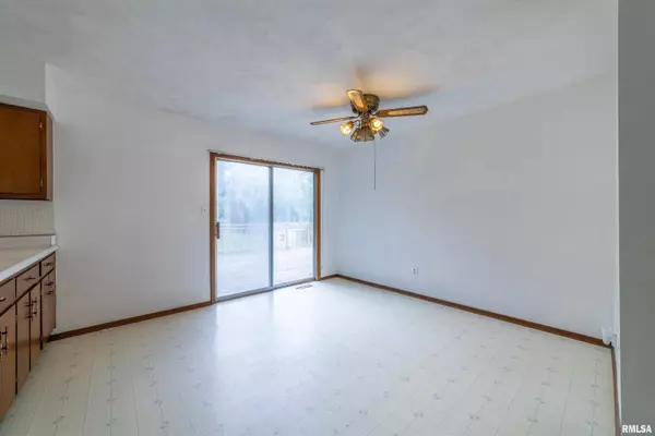 2700 NORTHRIDGE DR, Quincy, IL 62301