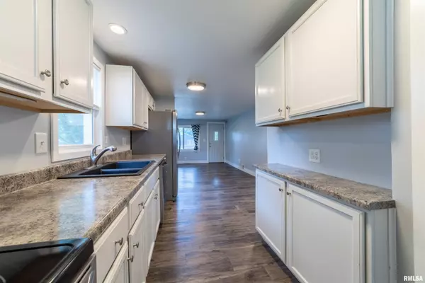 1707 JACKSON ST, Quincy, IL 62301