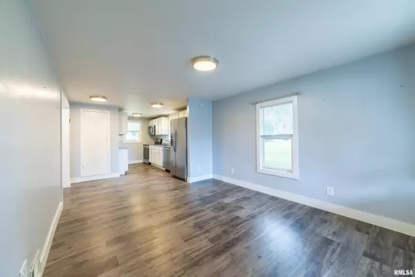 1707 JACKSON ST, Quincy, IL 62301