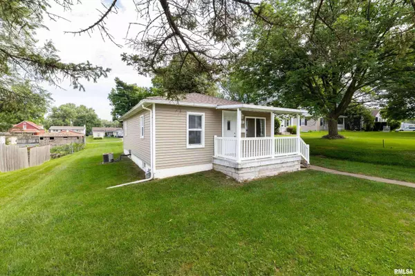 1707 JACKSON ST, Quincy, IL 62301