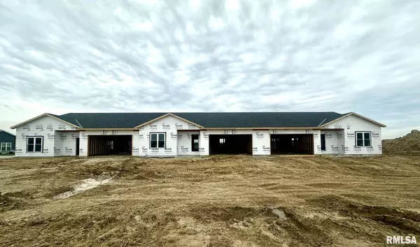 5039 CHESTNUT ST, Quincy, IL 62305