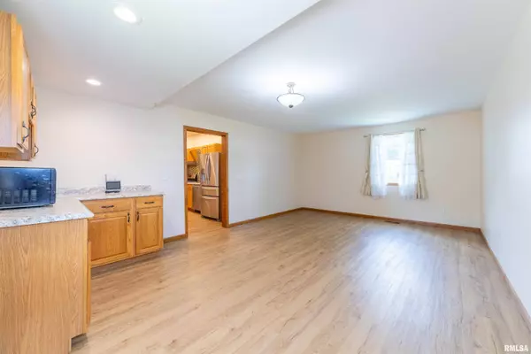 1841 CHERRY ST, Quincy, IL 62301