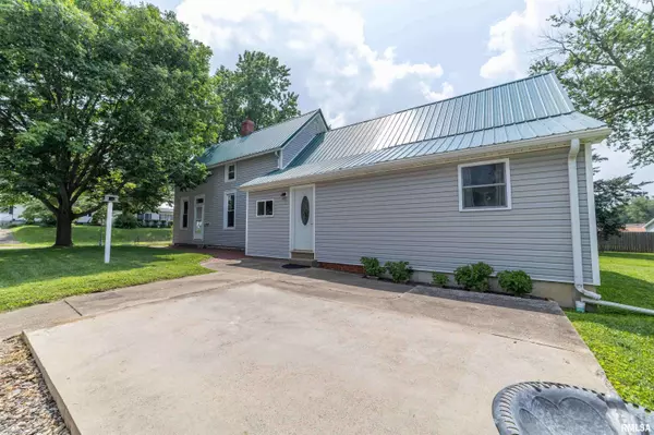 1841 CHERRY ST, Quincy, IL 62301