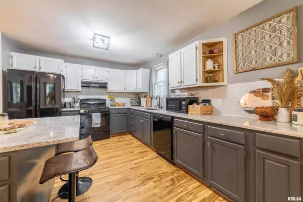 1628 SPRUCE ST, Quincy, IL 62301