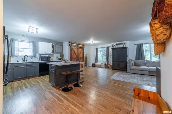 1628 SPRUCE ST, Quincy, IL 62301