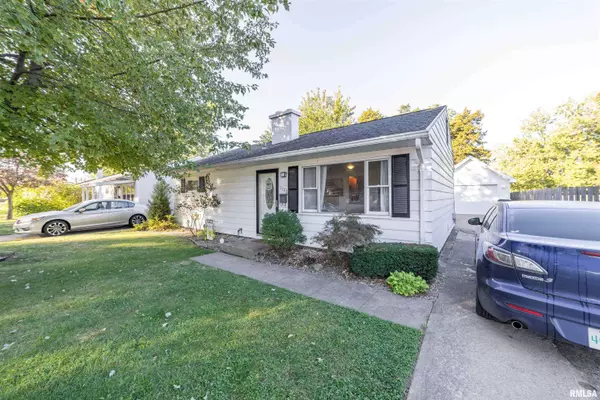 1700 W Granview DR, Quincy, IL 62301