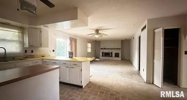 113 N ADAMS ST, Clayton, IL 62324