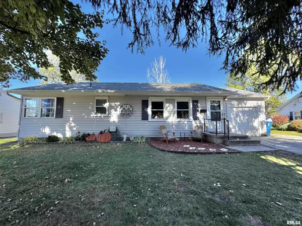 3229 N COLLEGE AVE, Quincy, IL 62301