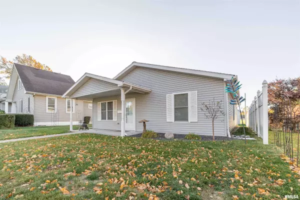 1512 CHESTNUT ST, Quincy, IL 62301