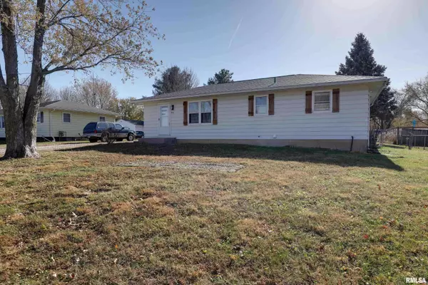 506 MAGNOLIA ST, Payson, IL 62360