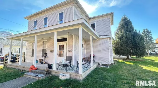 324 W WASHINGTON ST, Rushville, IL 62681