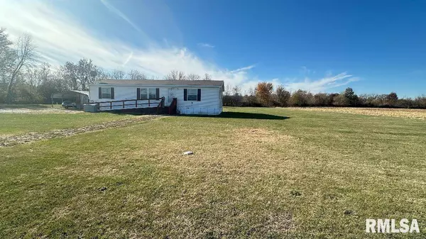 3734 W 5TH ST, Quincy, IL 62305