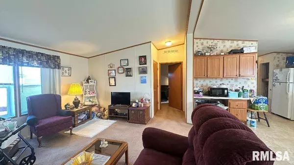 3734 W 5TH ST, Quincy, IL 62305