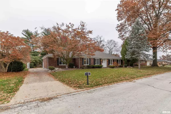 1304 S 30TH ST, Quincy, IL 62301