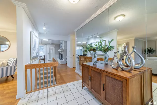 1304 S 30TH ST, Quincy, IL 62301