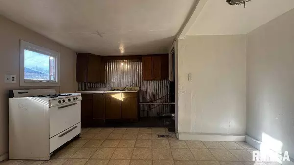 1226 S 19TH ST, Quincy, IL 62301