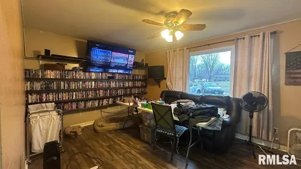 427 BRIARWOOD DR, Payson, IL 62360